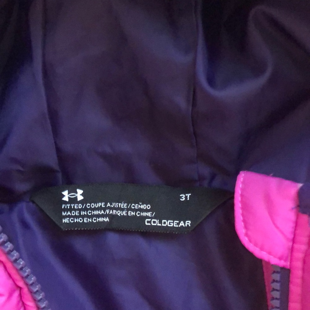 3T Toddler girl UA rain jacket all season - Picture 3 of 4